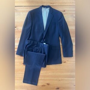 Brooks Brothers Navy Suit 40L
